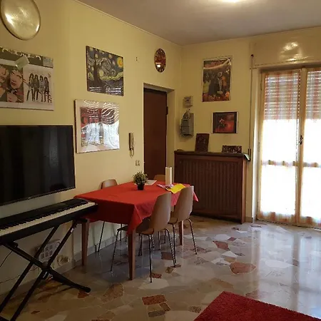 Comfortable One-room Apartment, Stadium Area. شقة